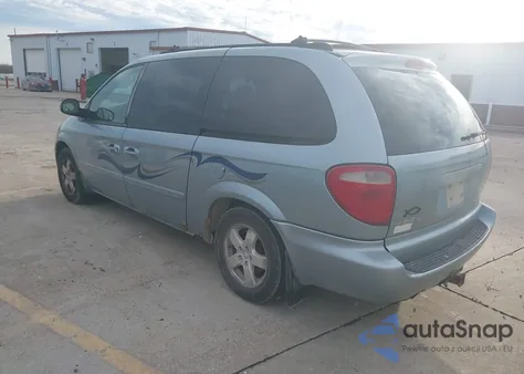 2005 Dodge Grand Caravan Sxt z USA, uszkodzony, nr VIN 2D4GP44L85R252150